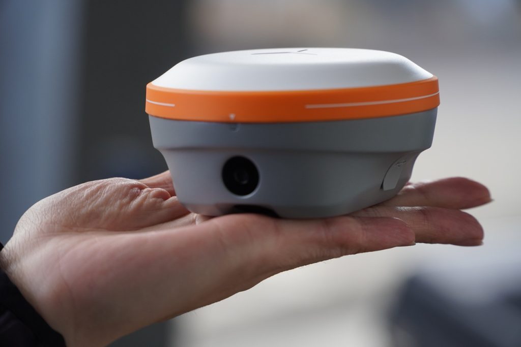 CHCNAV i76 小型GNSS