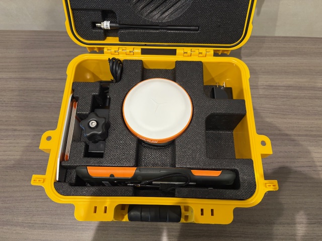 CHCNAV i76 GNSS 小型